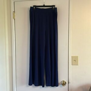 Fabletics comfy yoga cropped pant